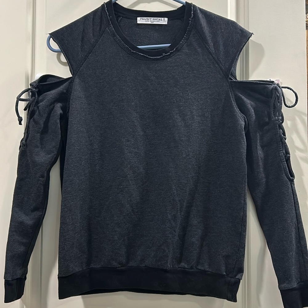 Project Social T Los Angeles Cold Shoulder crewneck crisscross tie sleeve size S